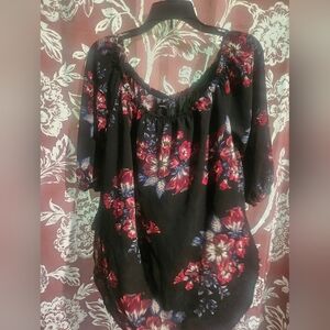Floral Top by Windsor size M